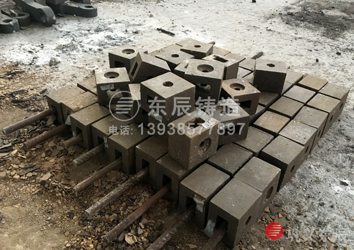 天津市玻璃粉碎機錘頭哪家好?